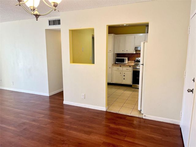 700 SE 2nd Avenue 416, Deerfield Beach, FL 33441