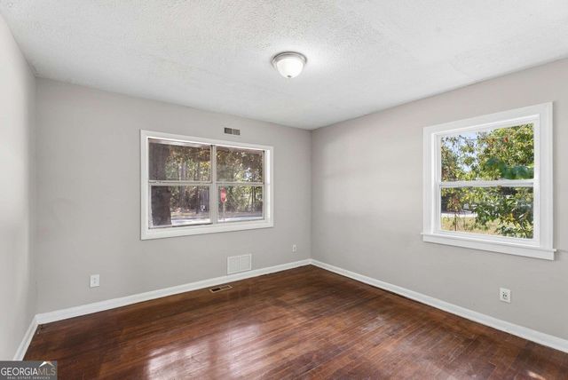 546 Lamar Drive, Forest Park, GA 30297