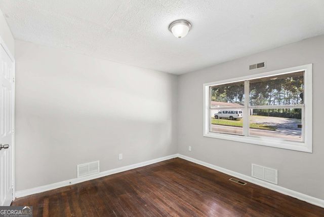 546 Lamar Drive, Forest Park, GA 30297