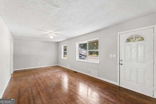 546 Lamar Drive, Forest Park, GA 30297