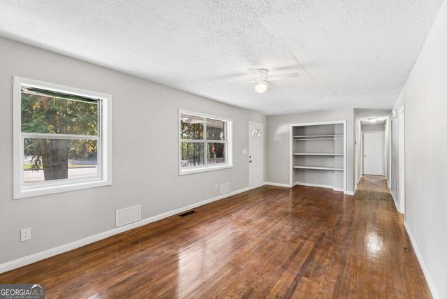 546 Lamar Drive, Forest Park, GA 30297