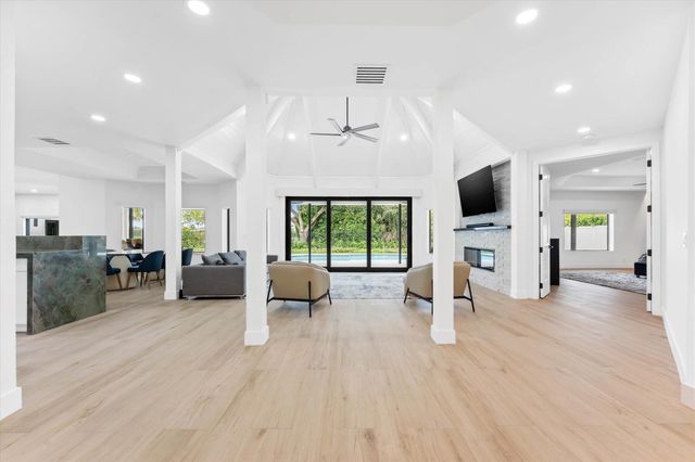 2670 Tecumseh Drive, West Palm Beach, FL 33409