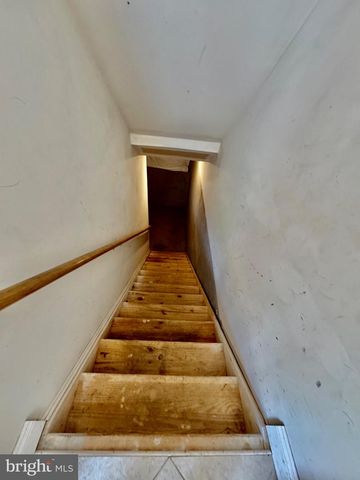 104 EASTSIDE LN, Winchester, VA 22602