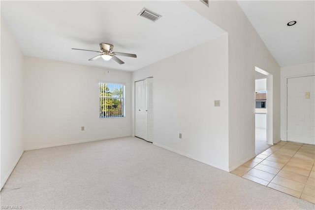 9305 Lake Park DR 204, Fort Myers, FL 33919