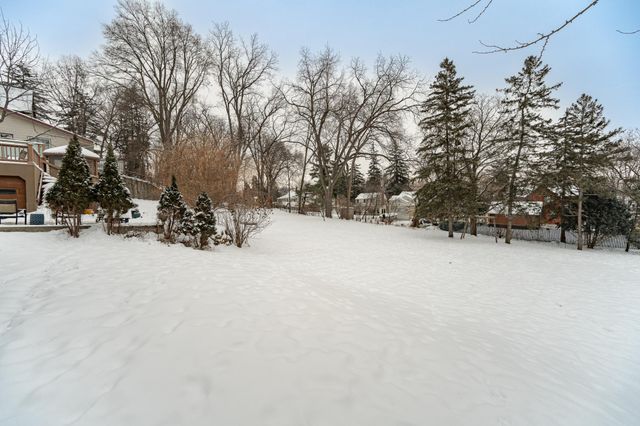 836 8th Avenue SW, Rochester, MN 55902