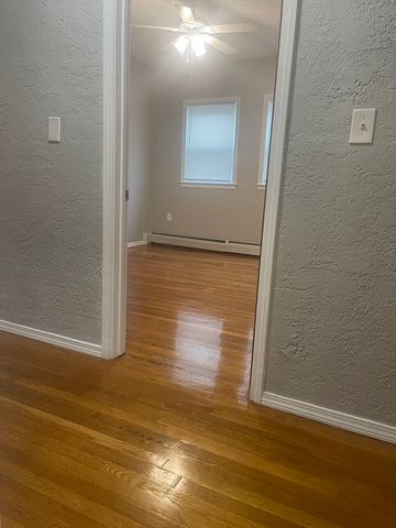 116 Webster 116, Cambridge, MA 02141