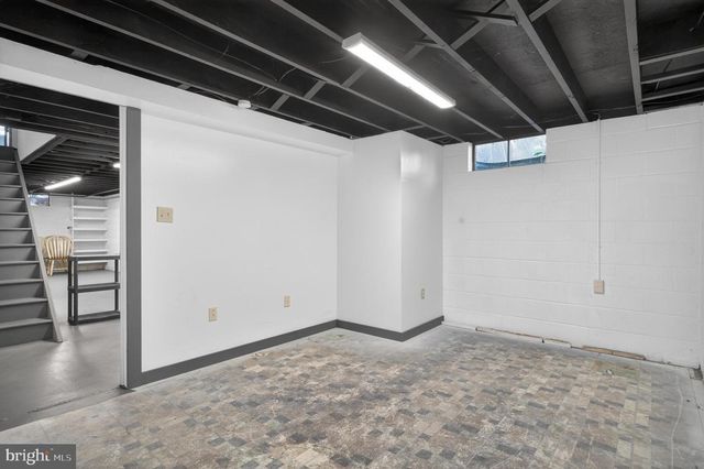 26 E CEDAR ST, Fleetwood, PA 19522