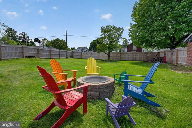 26 E CEDAR ST, Fleetwood, PA 19522