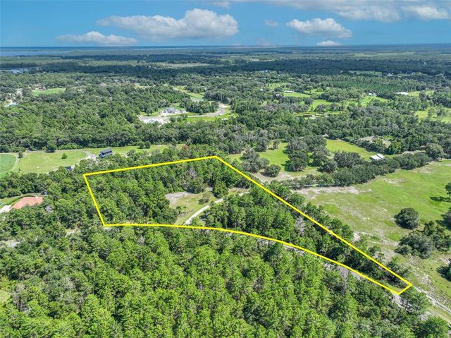 261 SEMINOLE WOODS BOULEVARD, Geneva, FL 32732