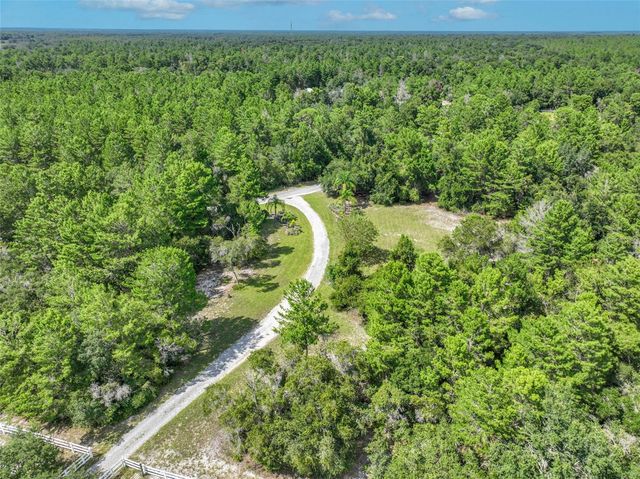 261 SEMINOLE WOODS BOULEVARD, Geneva, FL 32732