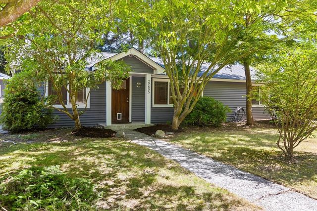 22605 61st Avenue W, Mountlake Terrace, WA 98043