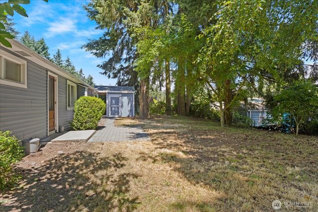 22605 61st Avenue W, Mountlake Terrace, WA 98043
