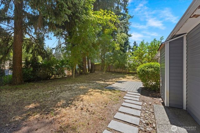 22605 61st Avenue W, Mountlake Terrace, WA 98043