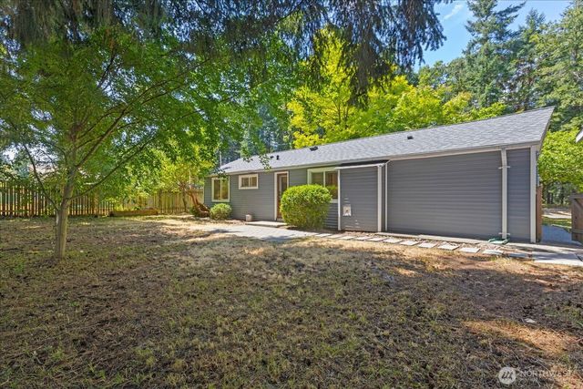 22605 61st Avenue W, Mountlake Terrace, WA 98043