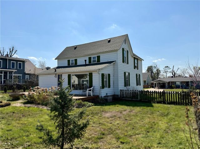 511 Pecan Street, Rogers, AR 72756