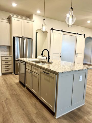 358 Frederick Drive, Robinson, TX 76706
