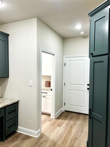 358 Frederick Drive, Robinson, TX 76706