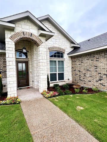 358 Frederick Drive, Robinson, TX 76706