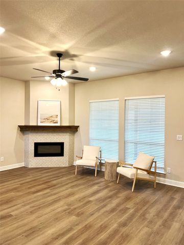 358 Frederick Drive, Robinson, TX 76706