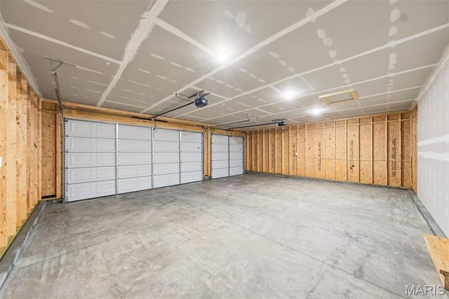 25580 Chaparral, Warrenton, MO 63383