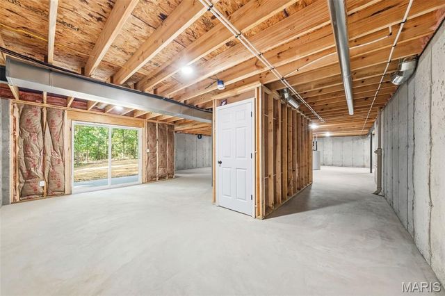 25580 Chaparral, Warrenton, MO 63383