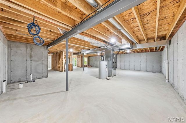 25580 Chaparral, Warrenton, MO 63383
