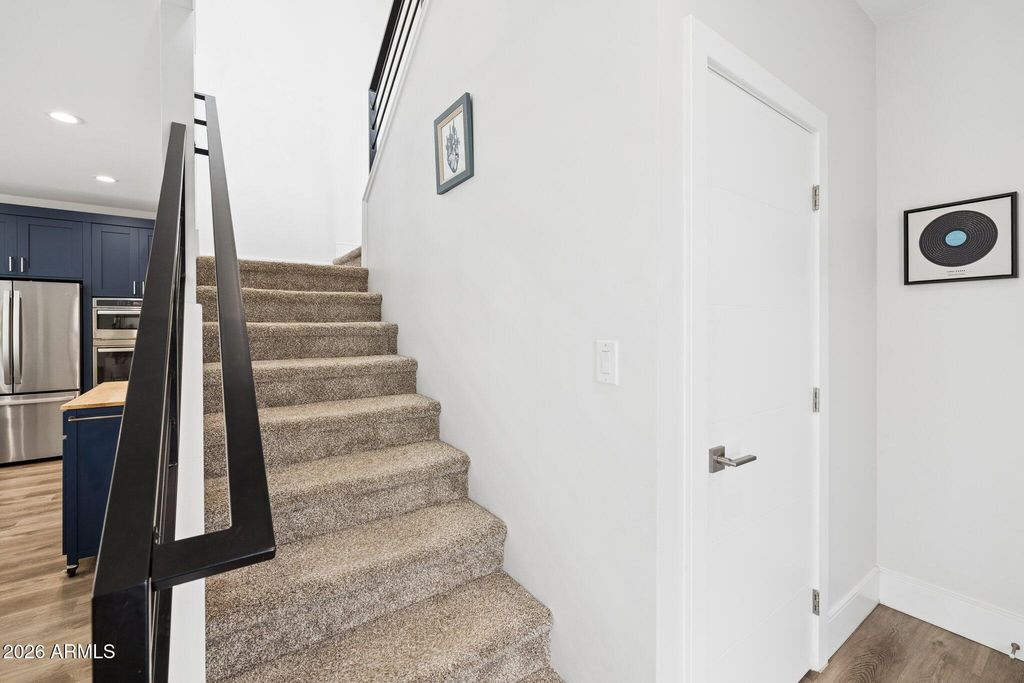 Image 17 of property listing at 167 E LEXINGTON Avenue, Gilbert, AZ 85234