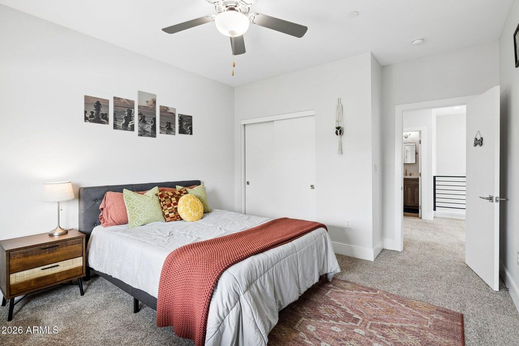 Image 29 of property listing at 167 E LEXINGTON Avenue, Gilbert, AZ 85234