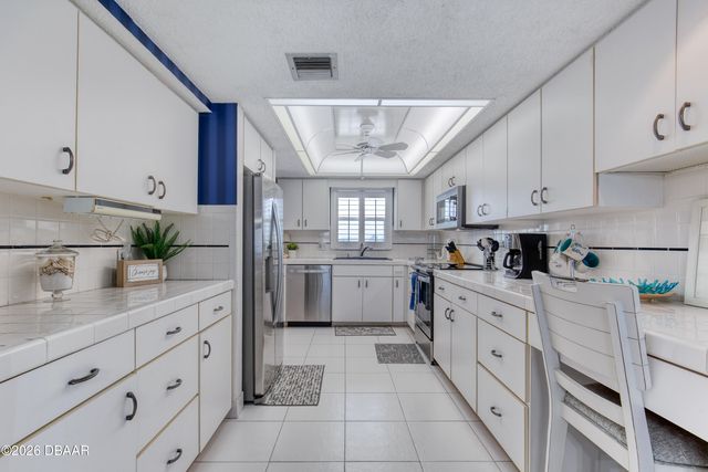 2290 Ocean Shore Blvd Apt 207, Ormond Beach, FL 32176