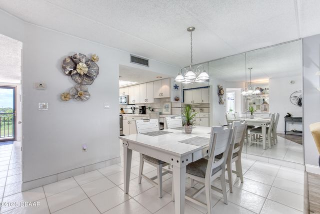 2290 Ocean Shore Blvd Apt 207, Ormond Beach, FL 32176