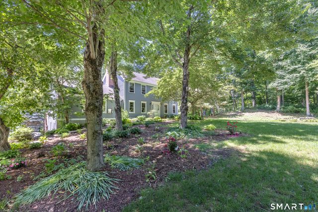 17 Sweet Meadow Road, Newtown, CT 06470