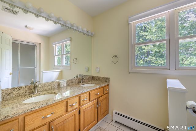 17 Sweet Meadow Road, Newtown, CT 06470