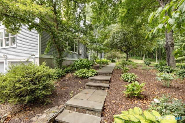 17 Sweet Meadow Road, Newtown, CT 06470
