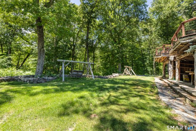 17 Sweet Meadow Road, Newtown, CT 06470