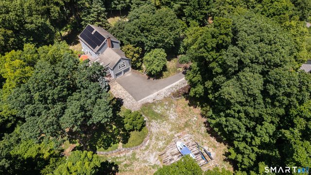 17 Sweet Meadow Road, Newtown, CT 06470