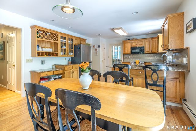 17 Sweet Meadow Road, Newtown, CT 06470