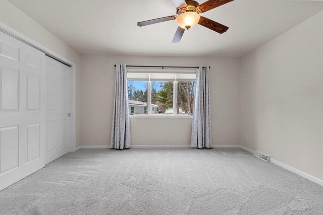 1601 TIMBER TRAIL, Shawano, WI 54166