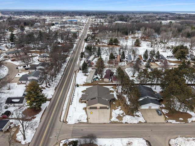 1601 TIMBER TRAIL, Shawano, WI 54166