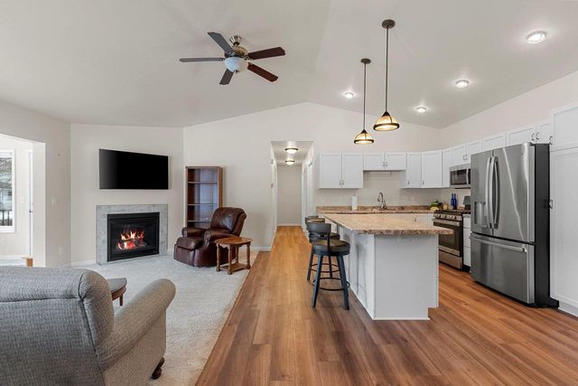 1601 TIMBER TRAIL, Shawano, WI 54166