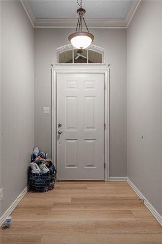 2722 Hills Boulevard, Van Buren, AR 72956