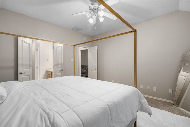 2722 Hills Boulevard, Van Buren, AR 72956