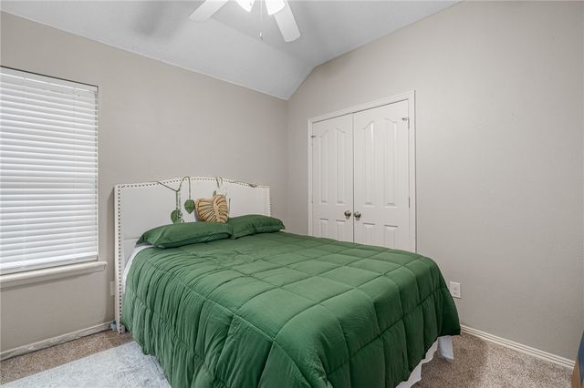 2722 Hills Boulevard, Van Buren, AR 72956