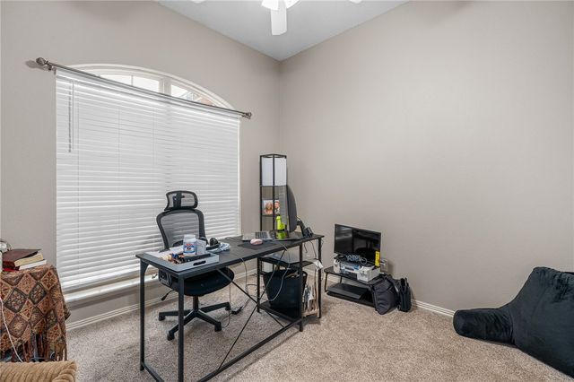 2722 Hills Boulevard, Van Buren, AR 72956