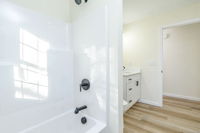 6 Prospect Street, Putnam, CT 06260