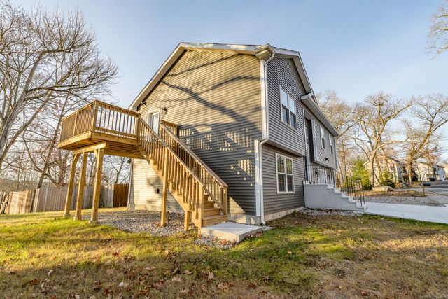 6 Prospect Street, Putnam, CT 06260