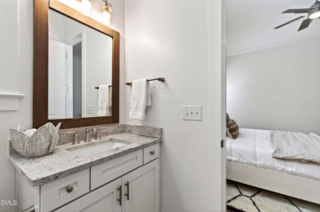 23 Bonterra Way, Chapel Hill, NC 27516