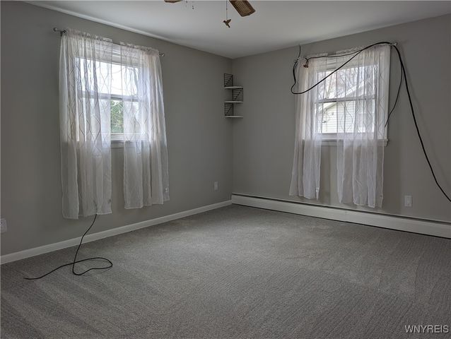 13 Crescent Drive, Newstead, NY 14001