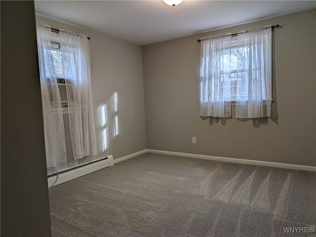 13 Crescent Drive, Newstead, NY 14001