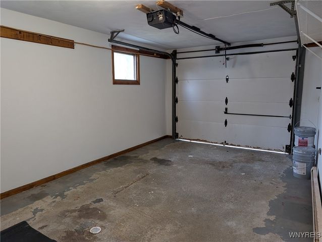 13 Crescent Drive, Newstead, NY 14001