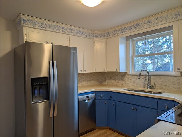 13 Crescent Drive, Newstead, NY 14001